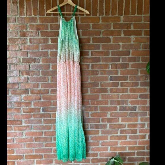 Old Navy Ombré Floral Sleeveless Maxi Dress - Picture 5 of 6